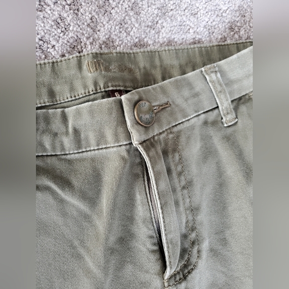 KUT from the cloth womens green mid rise cargo pants. Womens 6. VGUC - Picture 5 of 10